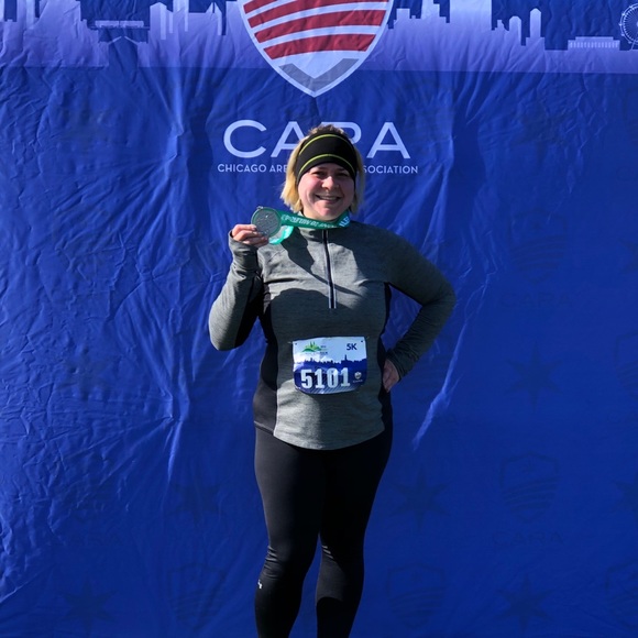 Meet your Posher, April - Picture 1 of 1